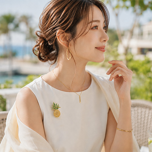 Jeweliss ミニ ブローチ Coco ココ パイナップル ジュエリス 夏のコーディネート