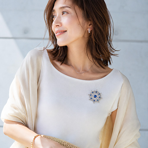 Jeweliss ラメール Lamer 船 海 マリン シルバー ブローチ ジュエリス　夏のコーディネート画像
